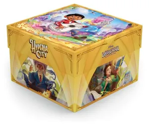 Ravensburger Disney Lorcana TCG Hyperia City Illumineer's Trove Box | Incluye: 8 Booster (con 12 Cartas aleatorias Cada uno), Caja de Colección con 7 Marcadores, Dados y Contador