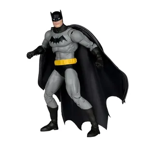 Mcfarlane DC Multiverse: Batman #1 - Batman (Chase) 7 Pulgadas | DC Multiverse Golden Age - Figura de acción exclusiva de 7 pulgadas - Batman Red Platinum