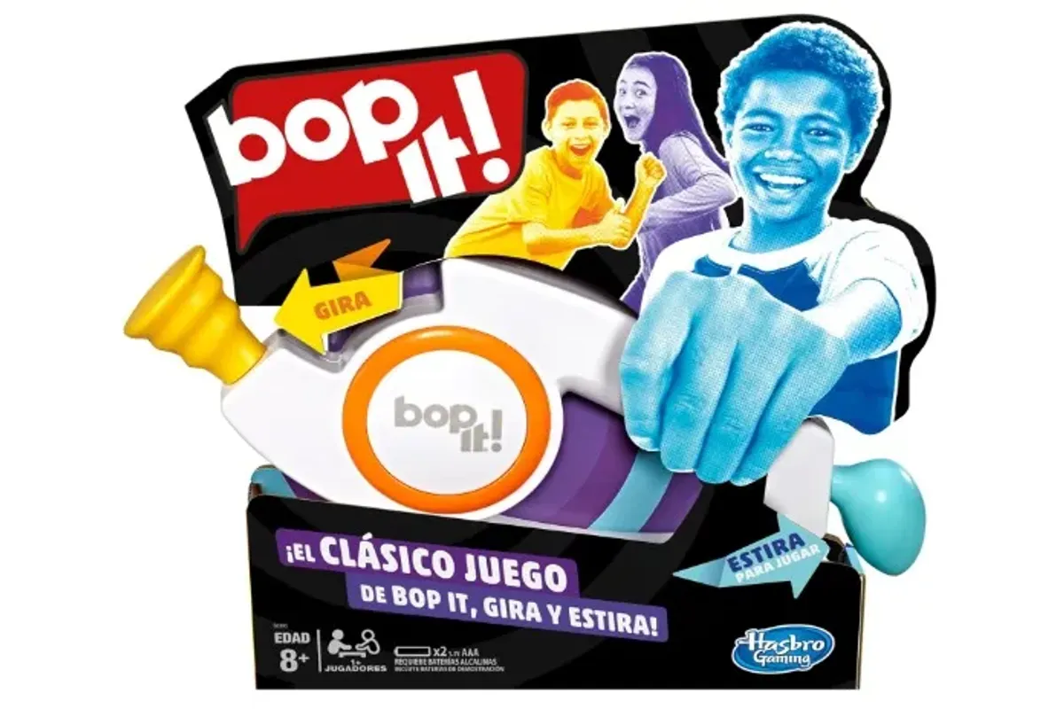 Hasbro Gaming Bop It! - Juego de Mesa electrónico de Golpear, Estirar y Girar para 1 o más Jugadores a Partir de los 8 años