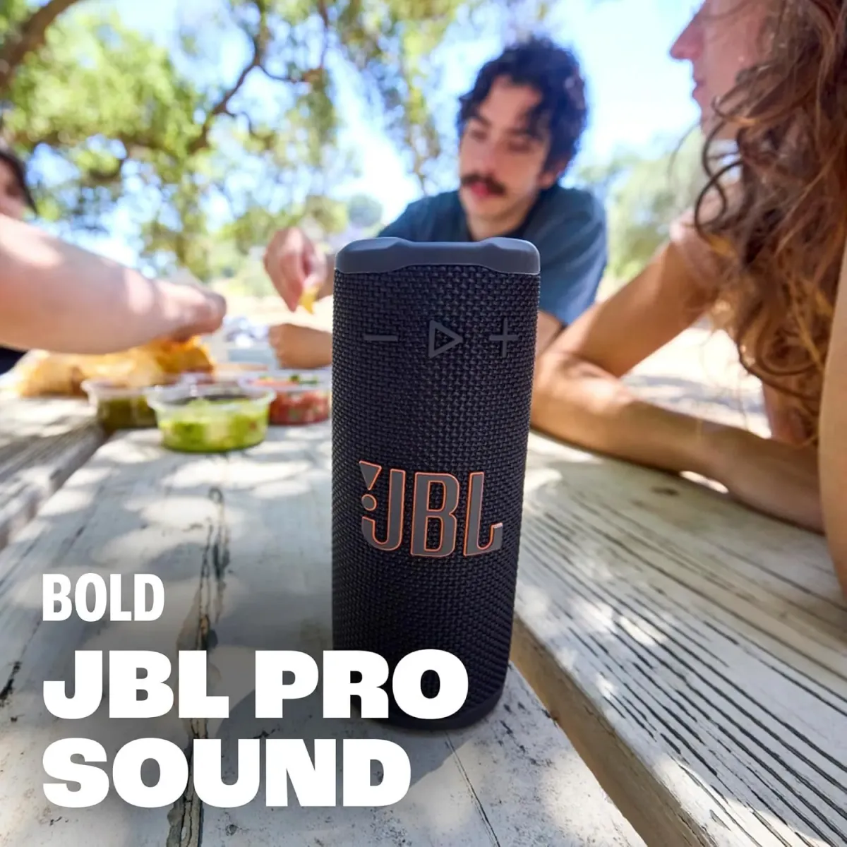 JBL Grip - Altavoz Bluetooth Compacto con Sonido Bold JBL Pro y luz Ambiental, hasta 14 Horas de Tiempo de reproducción, Agua, Polvo y Gotas (IP68) y conexión multiparlante con Auracast (Negro)